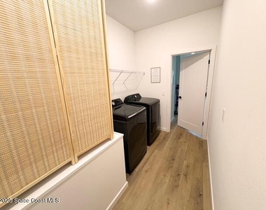 1729 Gould Avenue Sw - Photo Thumbnail 37