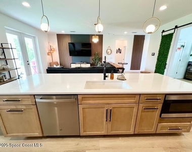 1729 Gould Avenue Sw - Photo Thumbnail 15