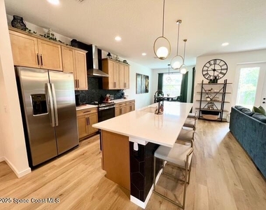 1729 Gould Avenue Sw - Photo Thumbnail 11