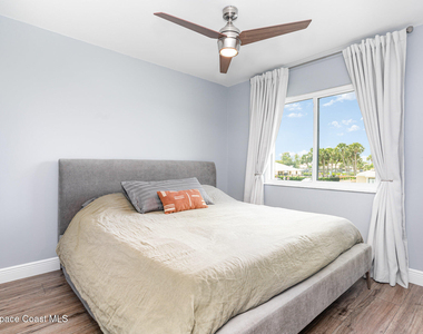 1460 Sheafe Avenue Ne - Photo Thumbnail 20