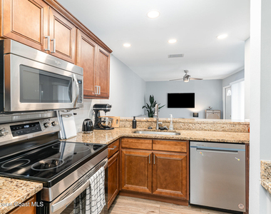 1460 Sheafe Avenue Ne - Photo Thumbnail 13