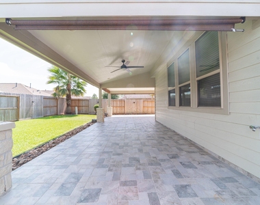 13303 Davenport Hills Lane - Photo Thumbnail 40