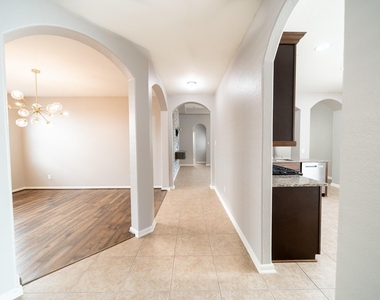 13303 Davenport Hills Lane - Photo Thumbnail 7