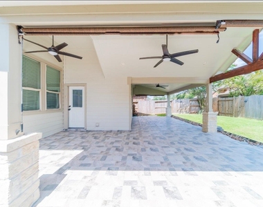 13303 Davenport Hills Lane - Photo Thumbnail 42