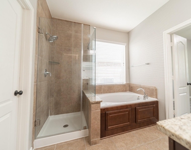 13303 Davenport Hills Lane - Photo Thumbnail 23