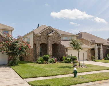 13303 Davenport Hills Lane - Photo Thumbnail 7