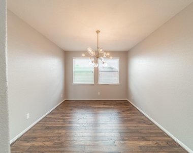 13303 Davenport Hills Lane - Photo Thumbnail 17