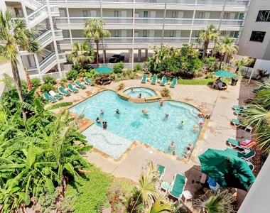 6102 Seawall Boulevard - Photo Thumbnail 12