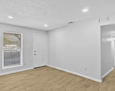 1665 Northwood Street - Photo Thumbnail 2
