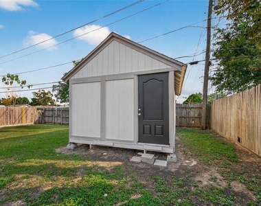 515 Ogilvie Street - Photo Thumbnail 18