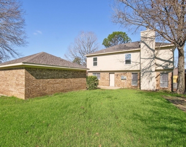 1127 Cascade Creek Drive - Photo Thumbnail 13