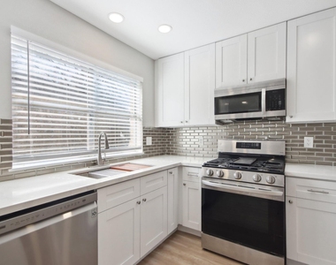 1127 Cascade Creek Drive - Photo Thumbnail 2