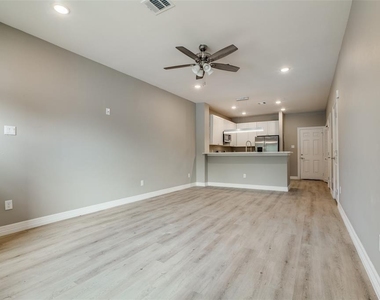 5262 Ella Boulevard - Photo Thumbnail 5