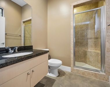 732 Ruthven Street - Photo Thumbnail 15