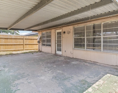 20031 Woodhall Lane - Photo Thumbnail 18