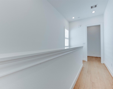 8736 Oak Kolbe Lane - Photo Thumbnail 21
