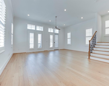 8736 Oak Kolbe Lane - Photo Thumbnail 4
