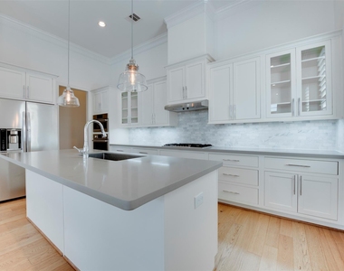 8736 Oak Kolbe Lane - Photo Thumbnail 10