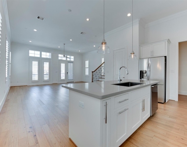 8736 Oak Kolbe Lane - Photo Thumbnail 12