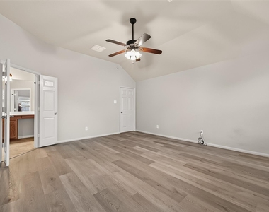 28207 Chalet Park Drive - Photo Thumbnail 22