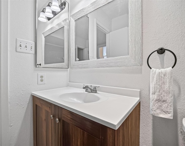 6401 Deihl Road - Photo Thumbnail 19