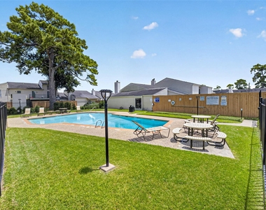 6401 Deihl Road - Photo Thumbnail 29