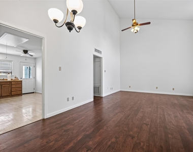6401 Deihl Road - Photo Thumbnail 7