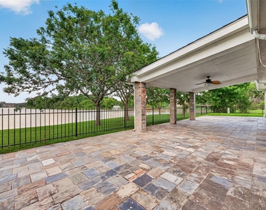 3831 Lakeridge Canyon Drive - Photo Thumbnail 44