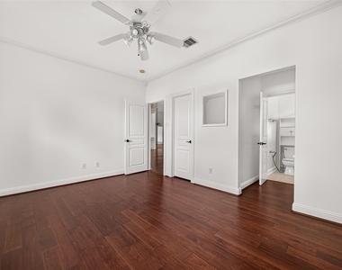 3831 Lakeridge Canyon Drive - Photo Thumbnail 39