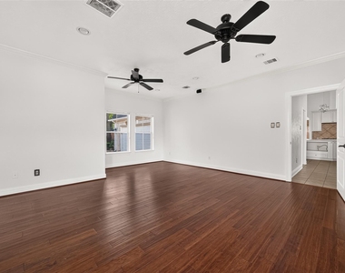 3831 Lakeridge Canyon Drive - Photo Thumbnail 36