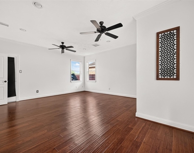 3831 Lakeridge Canyon Drive - Photo Thumbnail 37