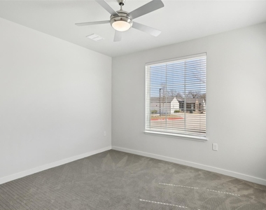 3651-823 S Custer Road - Photo Thumbnail 25