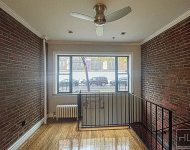 East 13th Street - Photo Thumbnail 2