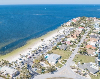 4751 W Marine Parkway - Photo Thumbnail 32