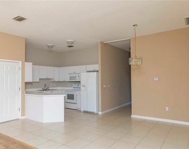 4751 W Marine Parkway - Photo Thumbnail 10