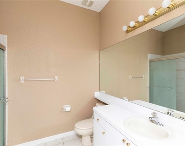 4751 W Marine Parkway - Photo Thumbnail 17