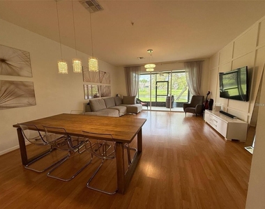 6235 Goethe Street - Photo Thumbnail 2