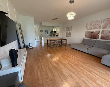6235 Goethe Street - Photo Thumbnail 8