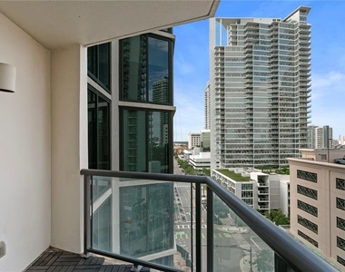 1 Beach Drive Se - Photo Thumbnail 32
