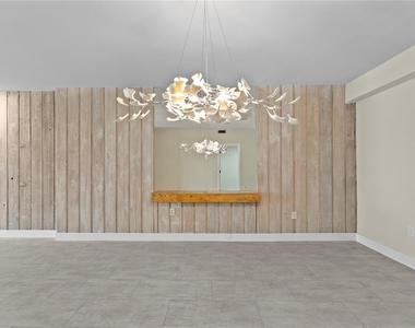 1 Beach Drive Se - Photo Thumbnail 12