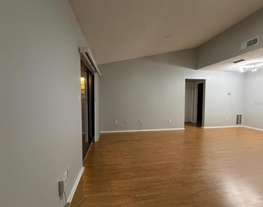 8643 Mallard Reserve Drive - Photo Thumbnail 19