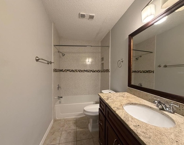 8643 Mallard Reserve Drive - Photo Thumbnail 16