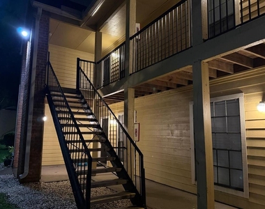8643 Mallard Reserve Drive - Photo Thumbnail 24