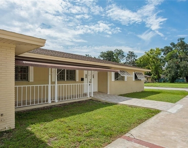 4701 N Habana Avenue - Photo Thumbnail 1