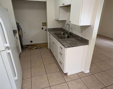 4734 20th Street - Photo Thumbnail 9
