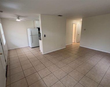 4734 20th Street - Photo Thumbnail 6