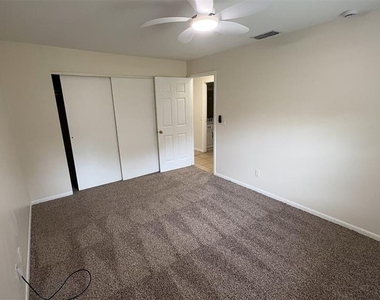4734 20th Street - Photo Thumbnail 15