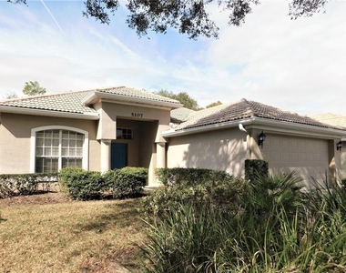 5107 Pinnacle Drive - Photo Thumbnail 2