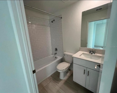 3774 Lonzalo Way - Photo Thumbnail 8