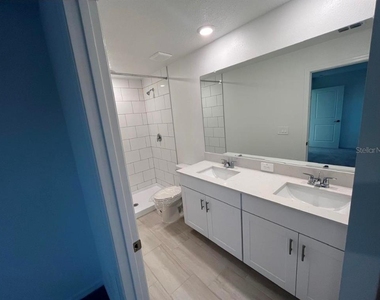 3774 Lonzalo Way - Photo Thumbnail 11